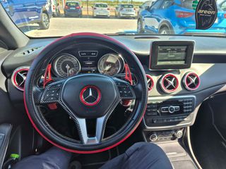 Mercedes-Benz CLA 220 2015-thumb-11