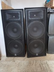 2× JBL JRX 225 + BEHRINGER NX 3000