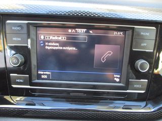 Volkswagen Polo 2023 1.0 TSI LIFE-thumb-18