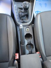 Volkswagen Polo 2023 1.0 TSI LIFE-thumb-24