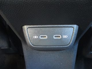 Volkswagen Polo 2023 1.0 TSI LIFE-thumb-34