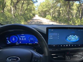 Ford Focus 2023-thumb-14