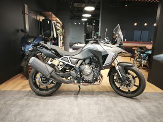 Suzuki V-Strom 800 2025-thumb-1