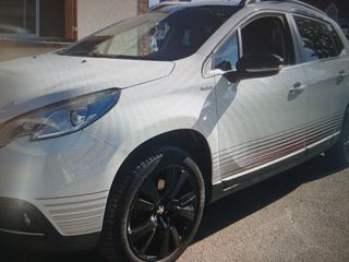 Peugeot 2008 2016 1.2 e-THP Urban Cross Edition