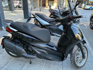Piaggio Beverly 400 2026 BEVERLY 400 E5+ MY2026 ΕΥΚΑΙΡΙΑ-thumb-1