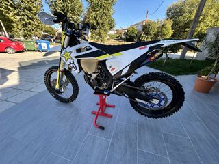 Husqvarna FE 350 2022 Rockstar edition-thumb-39