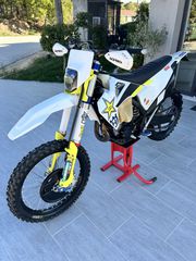 Husqvarna FE 350 2022 Rockstar edition-thumb-40