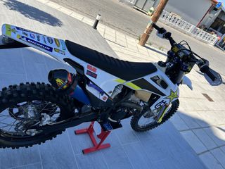 Husqvarna FE 350 2022 Rockstar edition-thumb-42