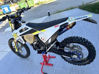 Husqvarna FE 350 2022 Rockstar edition-thumb-43