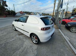 Κλούβα Seat 2008 ΙΒΙΖΑ-thumb-3