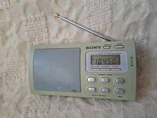 Sony Liv Icf-m410v Weather Am FM Portable Clutch Radio.
