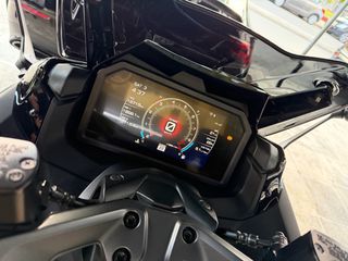 Yamaha T-MAX 560 2023-thumb-4