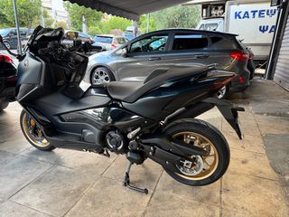 Yamaha T-MAX 560 2023-thumb-9