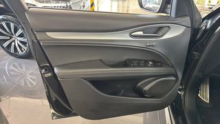 Alfa Romeo Stelvio 2021 Super Q4 Sunroof Leather Navi / 6 Χρόνια Δωρεάν Service-thumb-49