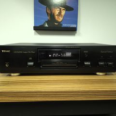 Teac CD-P3450SE Compact Disc Player - Optical Output (Special Edition)-thumb-2