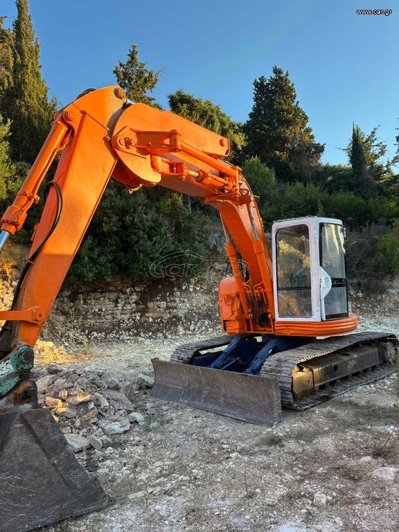Εκσκαφέας Με Ερπύστριες Hitachi 1999 ΕΧ 136