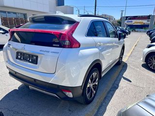 Mitsubishi Eclipse Cross 2018 AWD AUTOMATIC-thumb-3