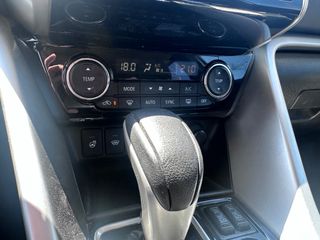 Mitsubishi Eclipse Cross 2018 AWD AUTOMATIC-thumb-11