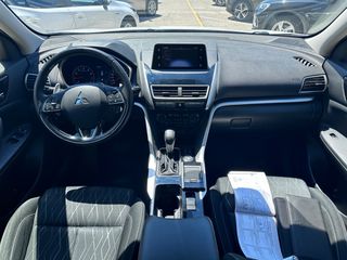 Mitsubishi Eclipse Cross 2018 AWD AUTOMATIC-thumb-19