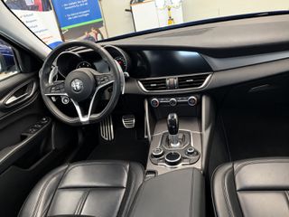 Alfa Romeo Giulia 2017 Monte Carlo Blue VELOCE KIT 180HP-thumb-5
