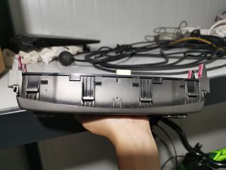 Toyota Avensis-thumb-2