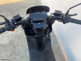 Ηλεκτρικό σκούτερ για ανταλλακτικά-thumb-3