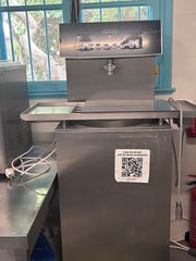 Στρωτήρας σοκολάτας 24 κιλών + θερμαινόμενο τραπέζι δόνησης