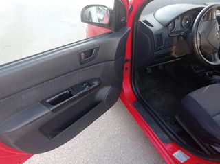 Hyundai Getz 2006 1.1 GL 5D!!!-thumb-18