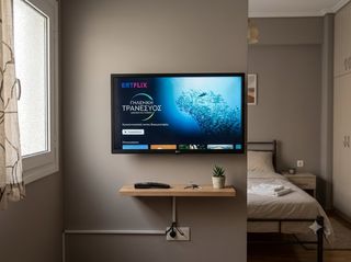 LG Smart TV 32" Full HD (32LM631C0ZA) – Μοντέλο 2022 + Βάση Τοίχου