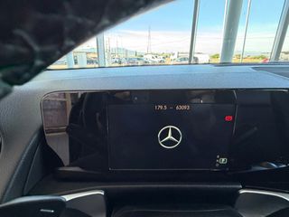 Mercedes-Benz GLB 180 2021-thumb-8
