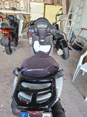 Sym HD 125 2014-thumb-5