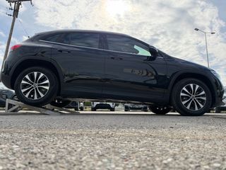 Mercedes-Benz GLA 250 2022 "STYLE" 250e "1.3-218PS EQ POWER" AUTO/F1-CAMERA-NAVI!!!-thumb-3