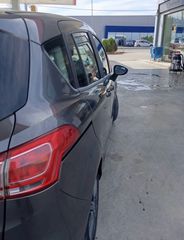 Ford B-Max 2016-thumb-1
