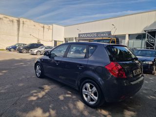 Kia Ceed / cee'd 2009 DIESEL-thumb-3
