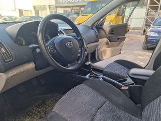 Kia Ceed / cee'd 2009 DIESEL-thumb-14