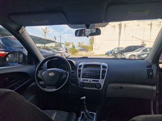 Kia Ceed / cee'd 2009 DIESEL-thumb-16