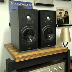 Chario Silverette 100 Bookshelf Speakers - Handcrafted in Italy