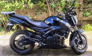 Suzuki GSR 600 2010