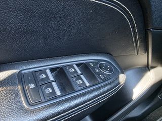Renault Arkana 2024 automatic hydrid-thumb-17