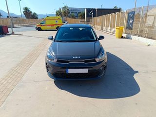 Kia Rio 2023 1.2cc INSTYLE-thumb-3