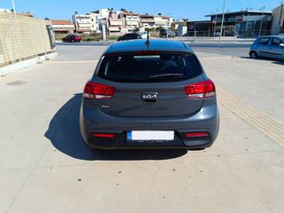 Kia Rio 2023 1.2cc INSTYLE-thumb-8