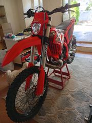 Beta RR 200 2027 Xpro 3 ώρες αστρωτο 20 μέρες ακόμα η αγγελία-thumb-2