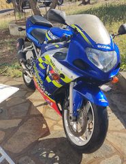Suzuki GSX-R 600 2003 K3-thumb-4