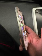 apple iphone 16 pro max-thumb-5
