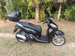 Honda SH 300i 2018 Keyless.abs.traction control