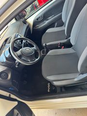Toyota Aygo 2016-thumb-5