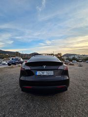 Tesla Model Y 2023 PERFORMANCE-thumb-7