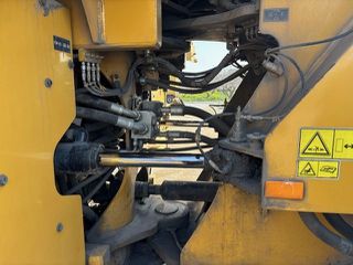 Φορτωτής Με Λάστιχα CAT 2017 966 M XE-thumb-7