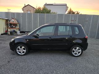 Mazda 2 2005-thumb-2
