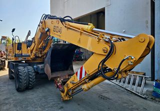Εκσκαφέας Με Λάστιχα Liebherr 2002 Α906 LITRONIC-thumb-2